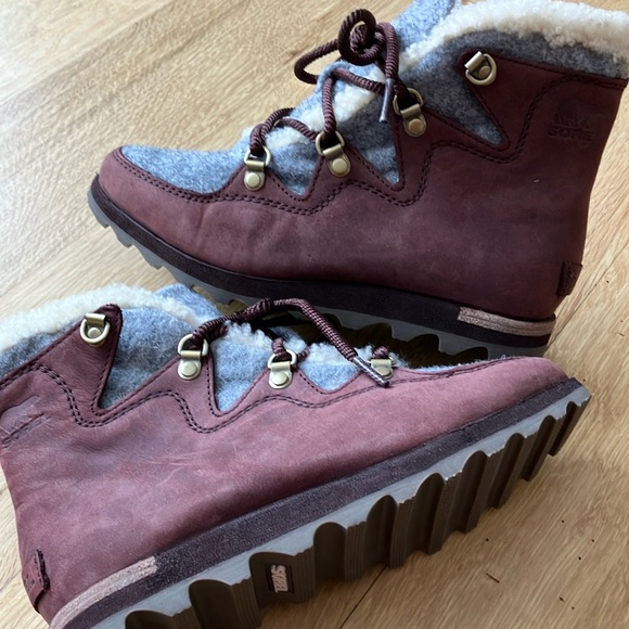 NWOT Sorel Sneakchic Shearling Alpine Boots - Sz 6.5. - Picture 2 of 13